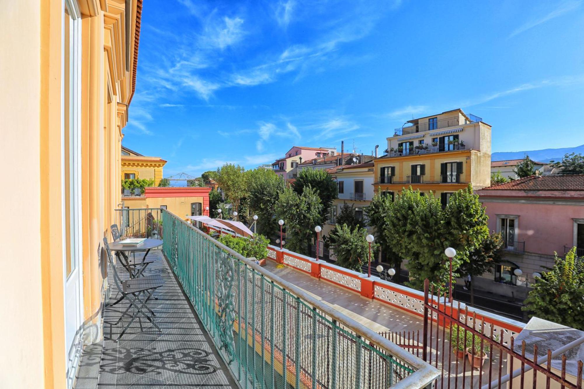 Amore Rentals - Appartamento Terrazza Tasso Półwysep Sorrentyński Zewnętrze zdjęcie
